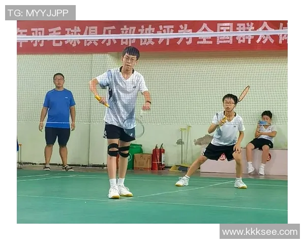 武汉羽毛球队在羽毛球节奏排行榜中荣获第六名展现实力与风采 武汉羽毛球队在羽毛球节奏排行榜中荣获第六名展现实力与风采
